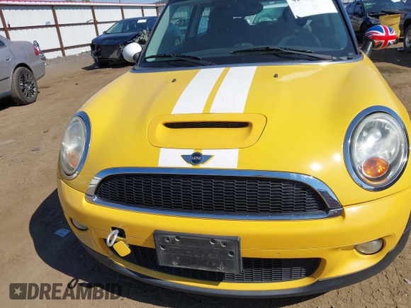 2008 MINI Hardtop S with VIN WMWMF73568TT91873, listed as a IAAI auction lot 42716448 with 77,617 mi miles and . Bid and sale history available at DreamBid. Image 6.