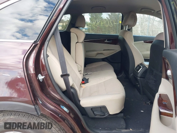 2016 Kia Sorento LX with VIN 5XYPGDA53GG037477, listed as a IAAI auction lot 42048897 with 124,482 mi miles and . Bid and sale history available at DreamBid. Image 8.