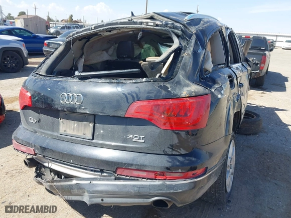 2015 Audi Q7 3.0T Premium Plus with VIN WA1LGAFE0FD023758, listed as a IAAI auction lot 41906750 with 1 mi miles. Bid and sale history available at carsss.com. Image 6.