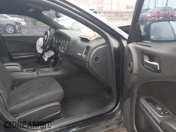 2014 Dodge Charger SE with VIN 2C3CDXBG4EH210130, listed as a IAAI auction lot 40908216 with Not Provided miles and . Bid and sale history available at DreamBid. Image 5.
