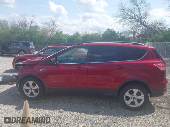 2016 Ford Escape SE with VIN 1FMCU0GXXGUB13165, listed as a IAAI auction lot 42094170 with 156,187 mi miles and . Bid and sale history available at carsss.com. Image 15.