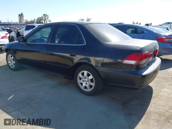 2001 Honda Accord EX z VIN JHMCG66861C018784, wystawiony jako IAAI lot #42405898 z przebiegiem 260 816 mil mil oraz . Historia ofert i sprzedaży dostępna na DreamBid. Obrazek 3.