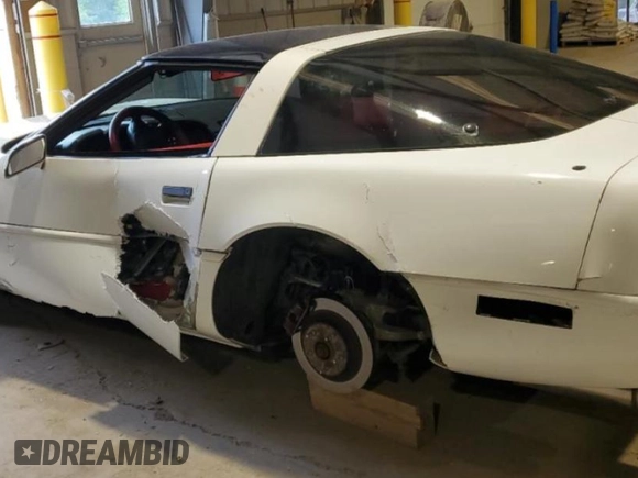 1993 Chevrolet Corvette with VIN 1G1YY23P7P5107956, listed as a Copart auction lot 58644404 with 0 mi miles and Salvage Title. Bid and sale history available at carsss.com. Image 2.