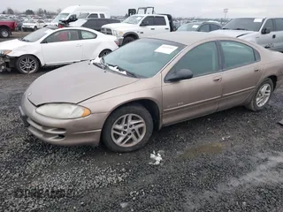2000 Dodge Intrepid with VIN 2B3HD46R8YH160687, listed as a IAAI auction lot 41439383 with 222,922 mi miles. Bid and sale history available at carsss.com. Image 2.