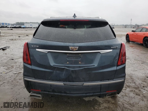 2020 Cadillac XT5 Luxury FWD z VIN 1GYKNAR45LZ224459, wystawiony jako Copart lot #46608945 z przebiegiem Nie podano mil oraz Szkoda całkowita • Salvage title. Historia ofert i sprzedaży dostępna na DreamBid. Obrazek 6.
