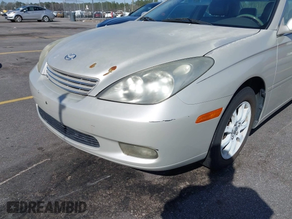 2004 Lexus ES 330 with VIN JTHBA30GX45045913, listed as a IAAI auction lot 41747664 with 173,544 mi miles. Bid and sale history available at carsss.com. Image 6.
