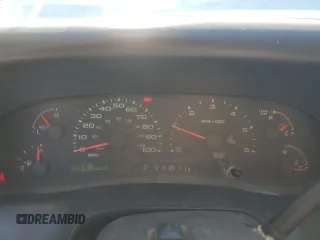 2002 Ford F-350 XL with VIN 1FTSW31S02EB34277, listed as a Copart auction lot 42691765 with 151,026 mi miles and Salvage title. Bid and sale history available at DreamBid. Image 9.