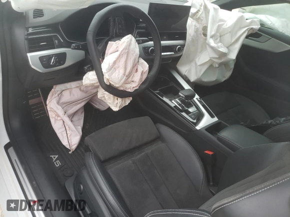 2020 Audi A5 Premium Plus z VIN WAUTNAF52LA001539, wystawiony jako Copart lot #42643063 z przebiegiem Nie podano mil oraz . Historia ofert i sprzedaży dostępna na DreamBid. Obrazek 8.