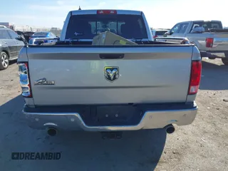 2015 Ram 1500 Lone Star z VIN 1C6RR6LT0FS500850, wystawiony jako IAAI lot #41273883 z przebiegiem 120 178 mil mil oraz . Historia ofert i sprzedaży dostępna na DreamBid. Obrazek 16.
