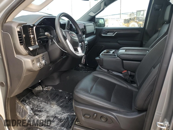 2024 GMC Sierra 1500 SLT с VIN 3GTPHDED9RG148067, выставлен на аукционе Copart как лот 53396235 с пробегом 27 449 миль миль и Чистый • Clean title. История ставок и продаж доступна на DreamBid. Изображение 7.