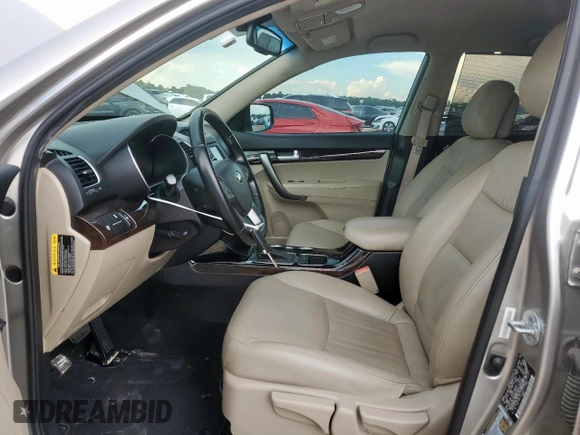 2015 Kia Sorento LX with VIN 5XYKTCA61FG617141, listed as a Copart auction lot 62824255 with 105,796 mi miles and Clean title. Bid and sale history available at DreamBid. Image 7.