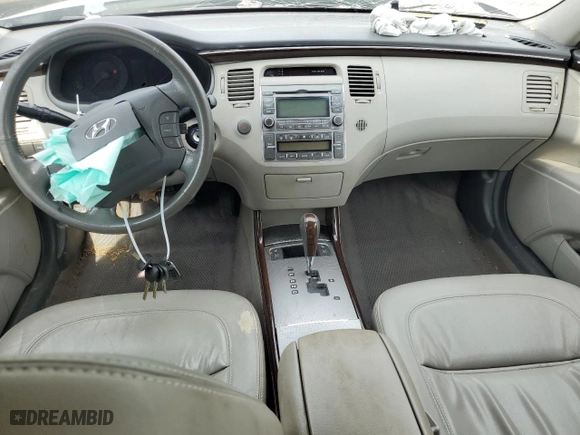 2009 Hyundai Azera GLS with VIN KMHFC46D89A360798, listed as a Copart auction lot 60381093 with 151,626 mi miles and Salvage Title. Bid and sale history available at carsss.com. Image 8.