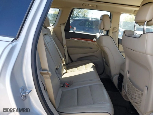 2011 Jeep Grand Cherokee Overland with VIN 1J4RR6GT6BC568491, listed as a IAAI auction lot 42035464 with 147,389 mi miles. Bid and sale history available at carsss.com. Image 8.