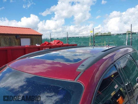 2015 Chevrolet Traverse LT z VIN 1GNKVHKD9FJ373749, wystawiony jako IAAI lot #42291335 z przebiegiem 136 558 mil mil oraz . Historia ofert i sprzedaży dostępna na DreamBid. Obrazek 18.