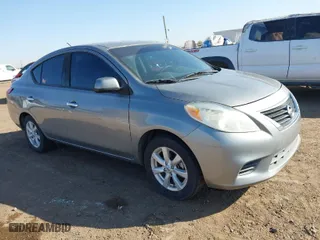 2014 Nissan Versa SV with VIN 3N1CN7AP0EL841381, listed as a IAAI auction lot 42016744 with 137,699 mi miles. Bid and sale history available at carsss.com. Image 1.