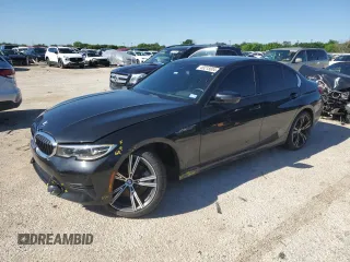 2021 BMW 3 Series 330i xDrive with VIN WBA5R7C02MFK43728, listed as a Copart auction lot 49215604 with 25,903 mi miles. Bid and sale history available at carsss.com. Image 1.