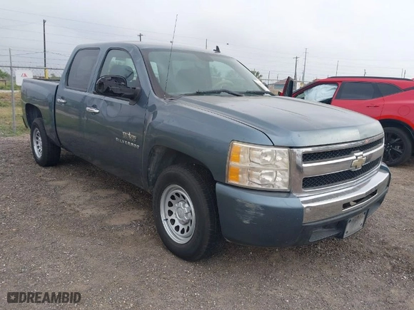 2010 Chevrolet Silverado 1500 LT with VIN 3GCRCSE08AG250277, listed as a IAAI auction lot 41852390 with 235,712 mi miles. Bid and sale history available at carsss.com. Image 1.
