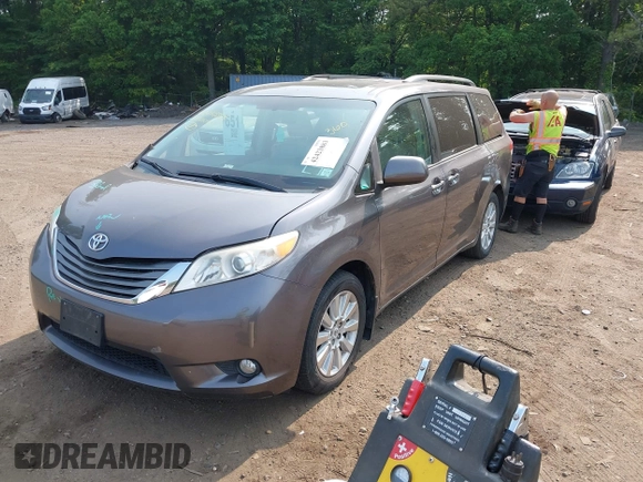 2012 Toyota Sienna XLE with VIN 5TDDK3DC6CS032969, listed as a IAAI auction lot 42423883 with 122,676 mi miles and . Bid and sale history available at DreamBid. Image 18.
