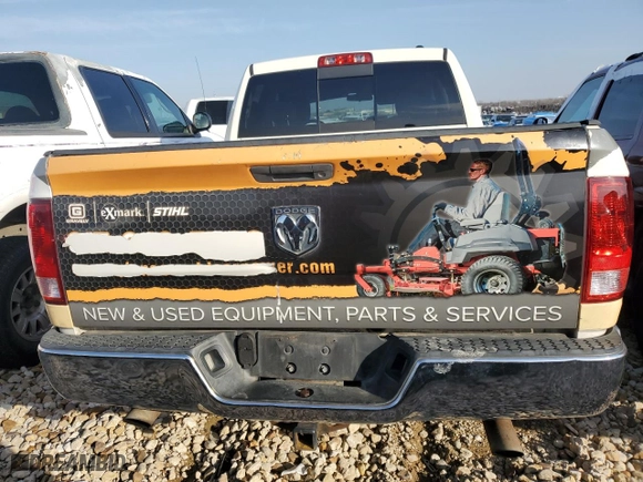 2009 Dodge Ram 1500 ST with VIN 1D3HB18PX9S818364, listed as a Copart auction lot 43652115 with 178,183 mi miles and Clean Title. Bid and sale history available at carsss.com. Image 6.