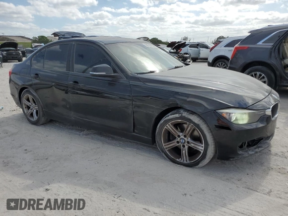 2013 BMW 3 Series 320i xDrive с VIN WBA3C3C53DF979218, выставлен на аукционе Copart как лот 54773715 с пробегом 154 369 миль миль и Списание • Salvage title. История ставок и продаж доступна на DreamBid. Изображение 4.