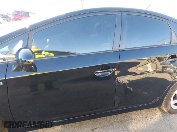 2011 Toyota Prius I with VIN JTDKN3DU2B0253302, listed as a IAAI auction lot 41851501 with 117,778 mi miles and . Bid and sale history available at DreamBid. Image 6.