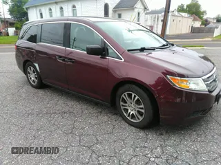 2013 Honda Odyssey LX с VIN 5FNRL5H23DB052215, выставлен на аукционе IAAI как лот 42389009 с пробегом 103 933 миль миль и . История ставок и продаж доступна на DreamBid. Изображение 1.