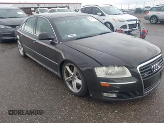 2008 Audi A8 z VIN WAULV94E18N000772, wystawiony jako IAAI lot #42210393 z przebiegiem 147 026 mil mil oraz . Historia ofert i sprzedaży dostępna na DreamBid. Obrazek 6.