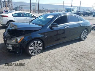 2018 Mercedes-Benz CLA 250 z VIN WDDSJ4EB9JN663715, wystawiony jako IAAI lot #42255271 z przebiegiem 72 242 mil mil oraz . Historia ofert i sprzedaży dostępna na DreamBid. Obrazek 18.