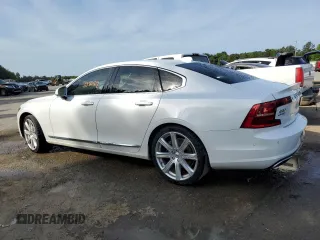 2017 Volvo S90 Inscription with VIN YV1A22ML0H1015015, listed as a Copart auction lot 49673973 with 70,257 mi miles. Bid and sale history available at carsss.com. Image 2.