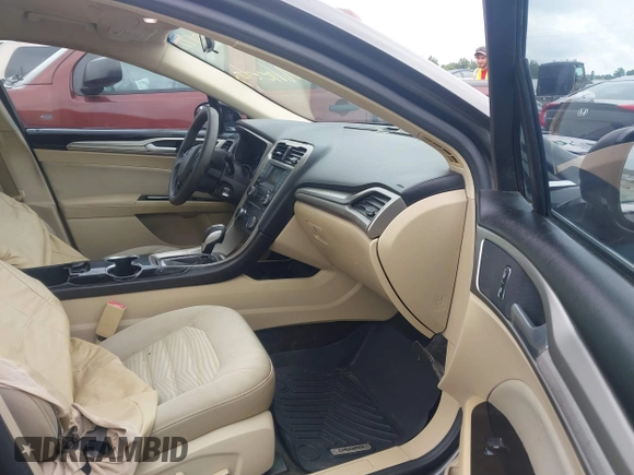 2016 Ford Fusion SE with VIN 3FA6P0H73GR218876, listed as a IAAI auction lot 42797357 with 250,997 mi miles and . Bid and sale history available at DreamBid. Image 5.