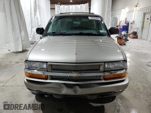 2000 Chevrolet Blazer LS z VIN 1GNCT18W9YK188091, wystawiony jako Copart lot #78592844 z przebiegiem 69 497 mil mil oraz Szkoda całkowita • Salvage title. Historia ofert i sprzedaży dostępna na DreamBid. Obrazek 5.
