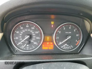 2013 BMW X1 xDrive28i z VIN WBAVL1C52DVR83974, wystawiony jako Copart lot #53567905 z przebiegiem 96 688 mil mil oraz Szkoda całkowita • Salvage title. Historia ofert i sprzedaży dostępna na DreamBid. Obrazek 9.