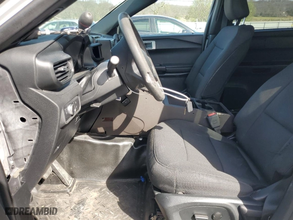 2020 Ford Police Interceptor Utility with VIN 1FM5K8AWXLGB84078, listed as a Copart auction lot 45637325 with 77,146 mi miles and Salvage Title. Bid and sale history available at carsss.com. Image 7.
