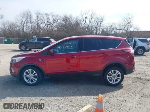 2017 Ford Escape SE with VIN 1FMCU9GD2HUB58323, listed as a IAAI auction lot 41769191 with 134,644 mi miles. Bid and sale history available at carsss.com. Image 13.