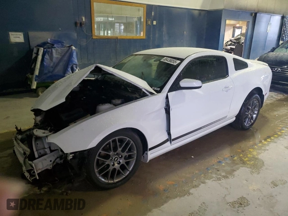 2014 Ford Mustang V6 with VIN 1ZVBP8AM4E5301222, listed as a Copart auction lot 88438055 with Not Provided miles and Salvage Title. Bid and sale history available at carsss.com. Image 1.