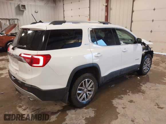 2017 GMC Acadia SLE with VIN 1GKKNSLS3HZ208226, listed as a IAAI auction lot 41295116 with 102,083 mi miles. Bid and sale history available at carsss.com. Image 4.