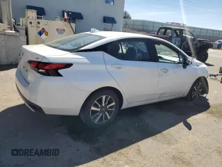 2021 Nissan Versa SV z VIN 3N1CN8EV7ML855601, wystawiony jako Copart lot #50088085 z przebiegiem 84 069 mil mil oraz Szkody całkowita. Historia ofert i sprzedaży dostępna na DreamBid. Obrazek 3.