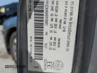 2007 Chrysler 300 C z VIN 2C3KA63H57H725971, wystawiony jako Copart lot #51793044 z przebiegiem 137 825 mil mil oraz Szkoda całkowita • Salvage title. Historia ofert i sprzedaży dostępna na DreamBid. Obrazek 12.