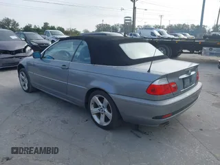 2004 BMW 3 Series 325Ci with VIN WBABW33484PL32415, listed as a IAAI auction lot 41437528 with 105,615 mi miles. Bid and sale history available at carsss.com. Image 3.