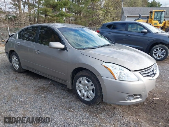2011 Nissan Altima 2.5 S with VIN 1N4AL2AP3BN485555, listed as a IAAI auction lot 42009647 with 121,017 mi miles. Bid and sale history available at carsss.com. Image 1.