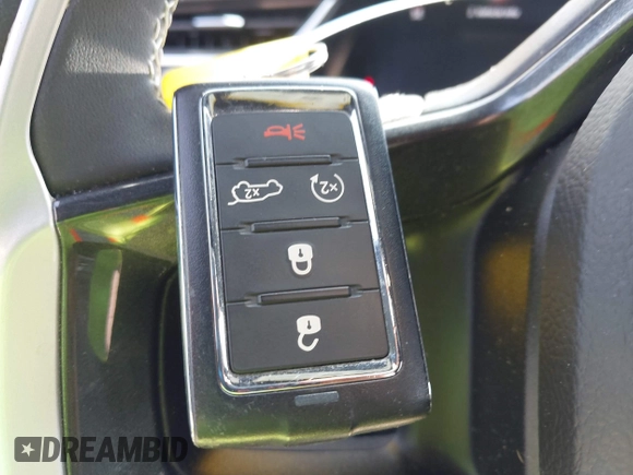2023 Jeep Grand Cherokee Laredo z VIN 1C4RJHAG2PC538934, wystawiony jako IAAI lot #41902861 z przebiegiem 31 664 mil mil oraz . Historia ofert i sprzedaży dostępna na DreamBid. Obrazek 11.