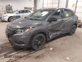2022 Honda HR-V Sport with VIN 3CZRU6H13NM764581, listed as a IAAI auction lot 41206113 with 28,435 mi miles. Bid and sale history available at carsss.com. Image 17.