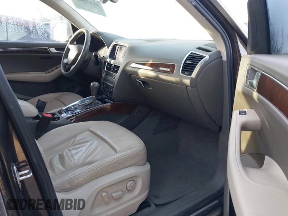 2011 Audi Q5 3.2L Premium Plus with VIN WA1DKAFP9BA031566, listed as a IAAI auction lot 41379022 with 148,942 mi miles. Bid and sale history available at carsss.com. Image 5.