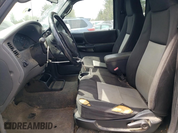 2005 Ford Ranger XLT z VIN 1FTZR45E65PA93596, wystawiony jako Copart lot #54162995 z przebiegiem 168 574 mil mil oraz Nie do naprawy • Non repairable. Historia ofert i sprzedaży dostępna na DreamBid. Obrazek 7.