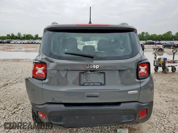 2021 Jeep Renegade Latitude z VIN ZACNJCBB0MPN12213, wystawiony jako Copart lot #64459505 z przebiegiem 31 545 mil mil oraz Szkoda całkowita • Salvage title. Historia ofert i sprzedaży dostępna na DreamBid. Obrazek 6.