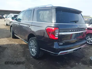 2022 Ford Expedition Platinum with VIN 1FMJU1MT4NEA00365, listed as a IAAI auction lot 41125340 with 60,080 mi miles. Bid and sale history available at carsss.com. Image 3.