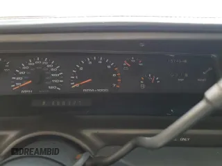 1994 Oldsmobile Cutlass z VIN 1G3WH55M1RD353266, wystawiony jako Copart lot #74058544 z przebiegiem 157 494 mil mil oraz Szkody całkowita. Historia ofert i sprzedaży dostępna na DreamBid. Obrazek 9.