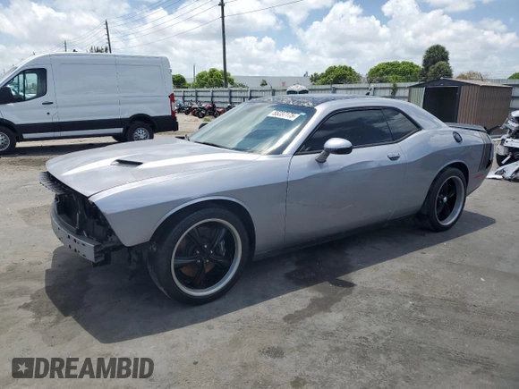 2016 Dodge Challenger R/T Scat Pack z VIN 2C3CDZFJ5GH177997, wystawiony jako Copart lot #55237175 z przebiegiem 52 728 mil mil oraz Szkody całkowita. Historia ofert i sprzedaży dostępna na DreamBid. Obrazek 1.