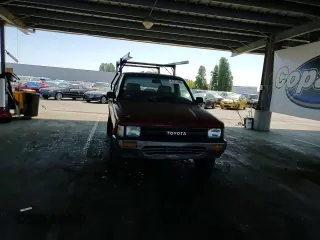 1991 Toyota Pickup with VIN JT4RN81A8M0064727, listed as a Copart auction lot 61271465 with 226,758 mi miles and Salvage title. Bid and sale history available at DreamBid. Image 13.