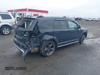 2018 Dodge Journey Crossroad with VIN 3C4PDDGGXJT514620, listed as a IAAI auction lot 42117159 with 110,252 mi miles. Bid and sale history available at carsss.com. Image 4.